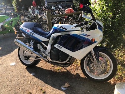 GSXR1100.jpg